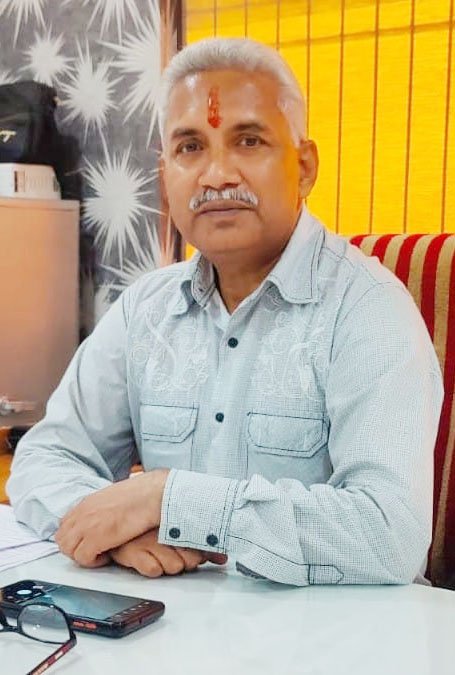 Shri Raghuvir Singh - Principal